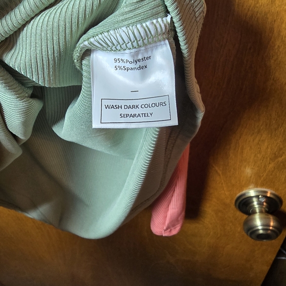 Set of 2 Short Sleeve Shirts (Green & Pink) - Picture 7 of 8